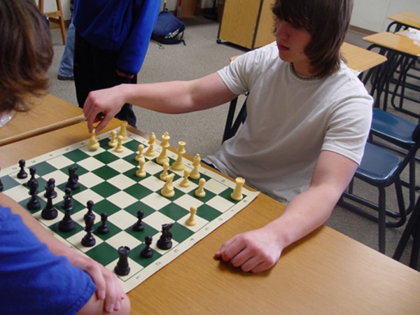 Chess+club+to+make+its+moves%3A+New+chess+club+at+ALHS