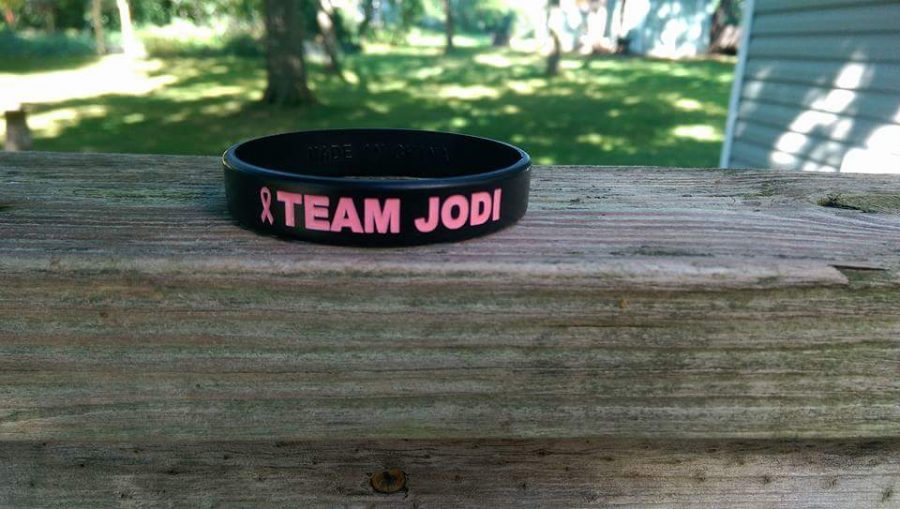  This bracelet was made affter my mom was diagnosed. 