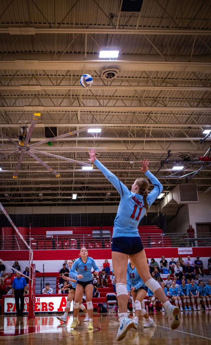 Taylor Johnson (10) at the varsity volleyball game versus Mankato East on September 30. 