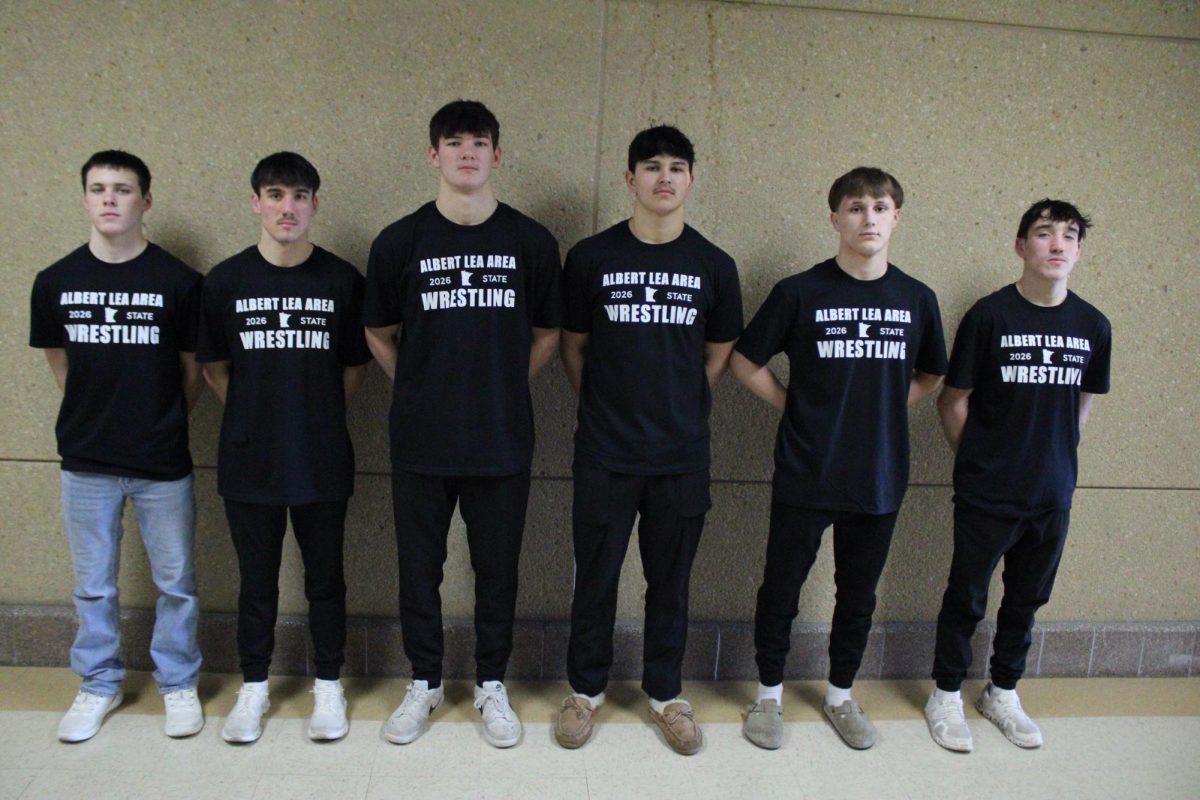 Malakai Olson (11), Dylan Grosse (11), Brecken Wacholz (11), Trent Ignaszewski (10), Ryan Collins (11) and Devon Groess (11) competed at the state wrestling individual tournament Feb. 26-28. Each won their first‑round matches but fell in the following rounds and in the wrestlebacks which placed them finishing in the middle of the pack. 

